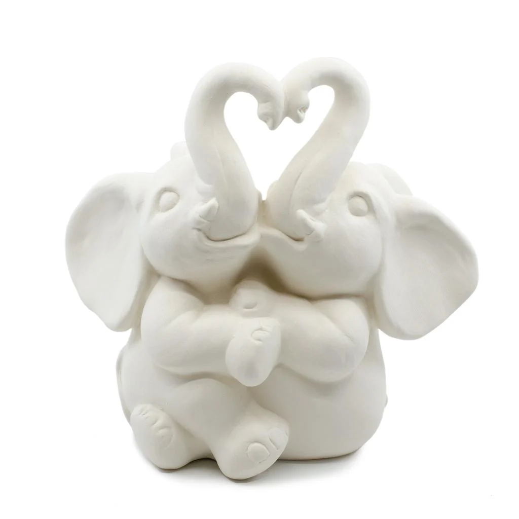 🎀 Hugging Elephants